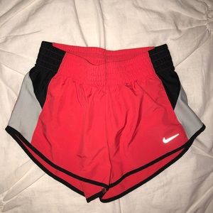 Women’s XS Nike shorts